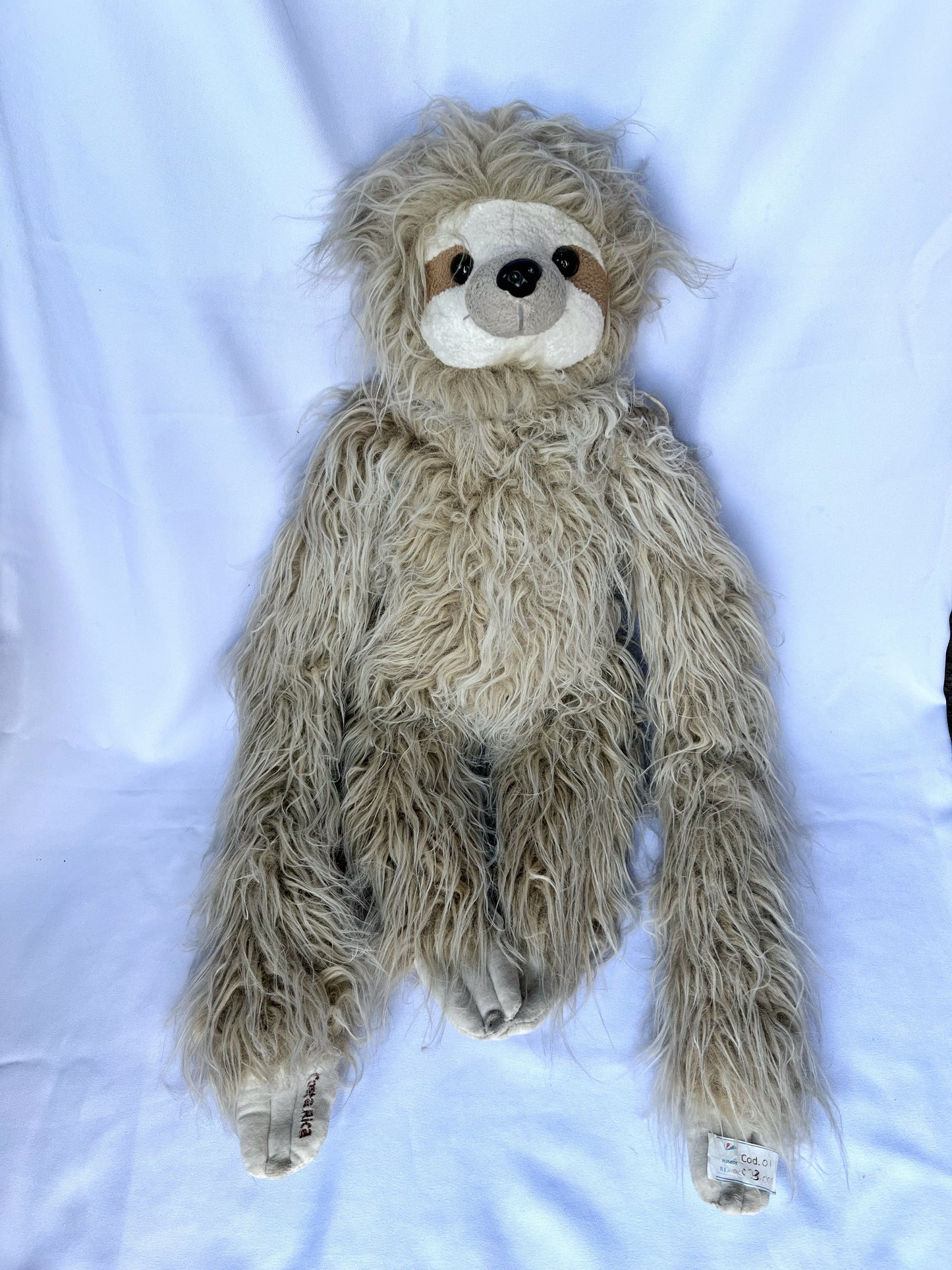 Perezoso grande de peluche