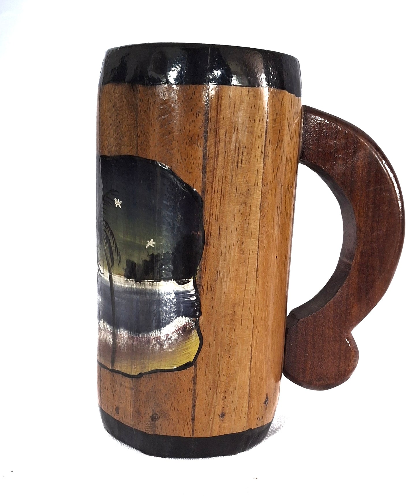 Jarra de madera con noche estrellada en la playa