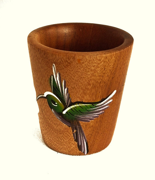 Shots de madera pintados de colibrí