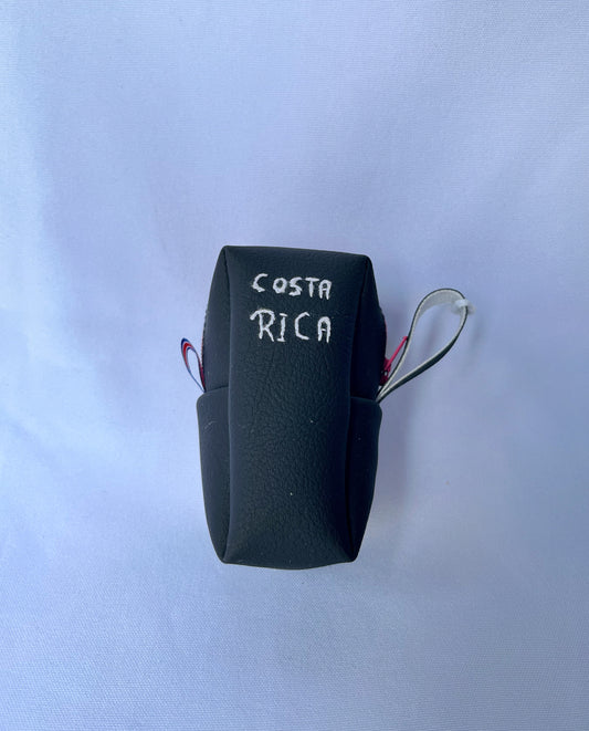 Monedero negro pequeño