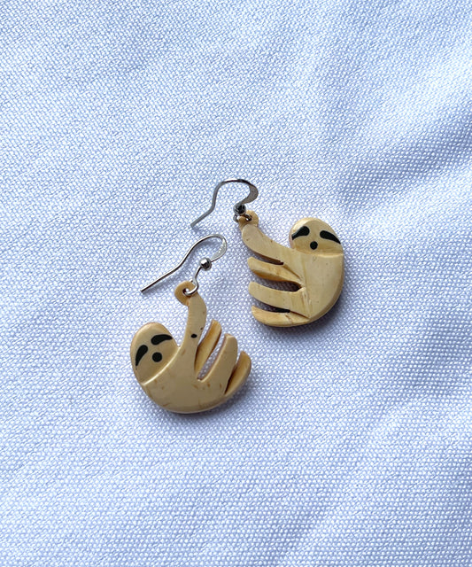 Aretes de coco perezoso