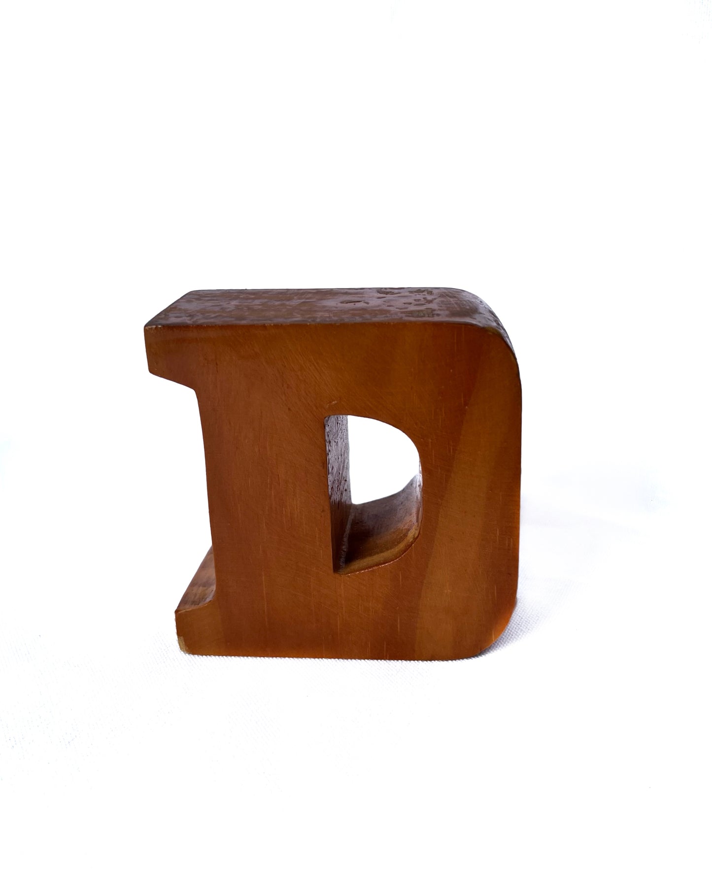 Llaveros de letras de madera