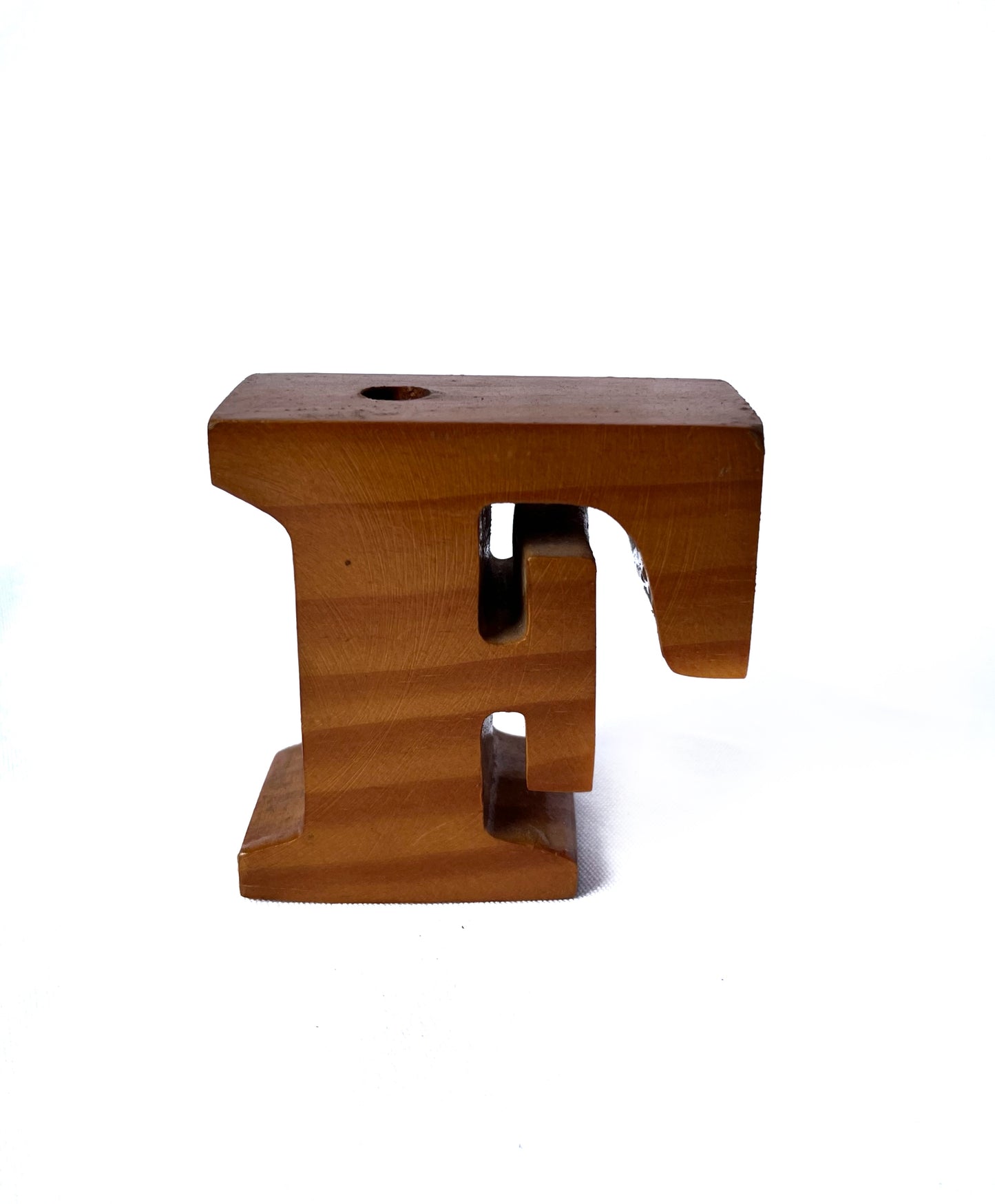 Llaveros de letras de madera