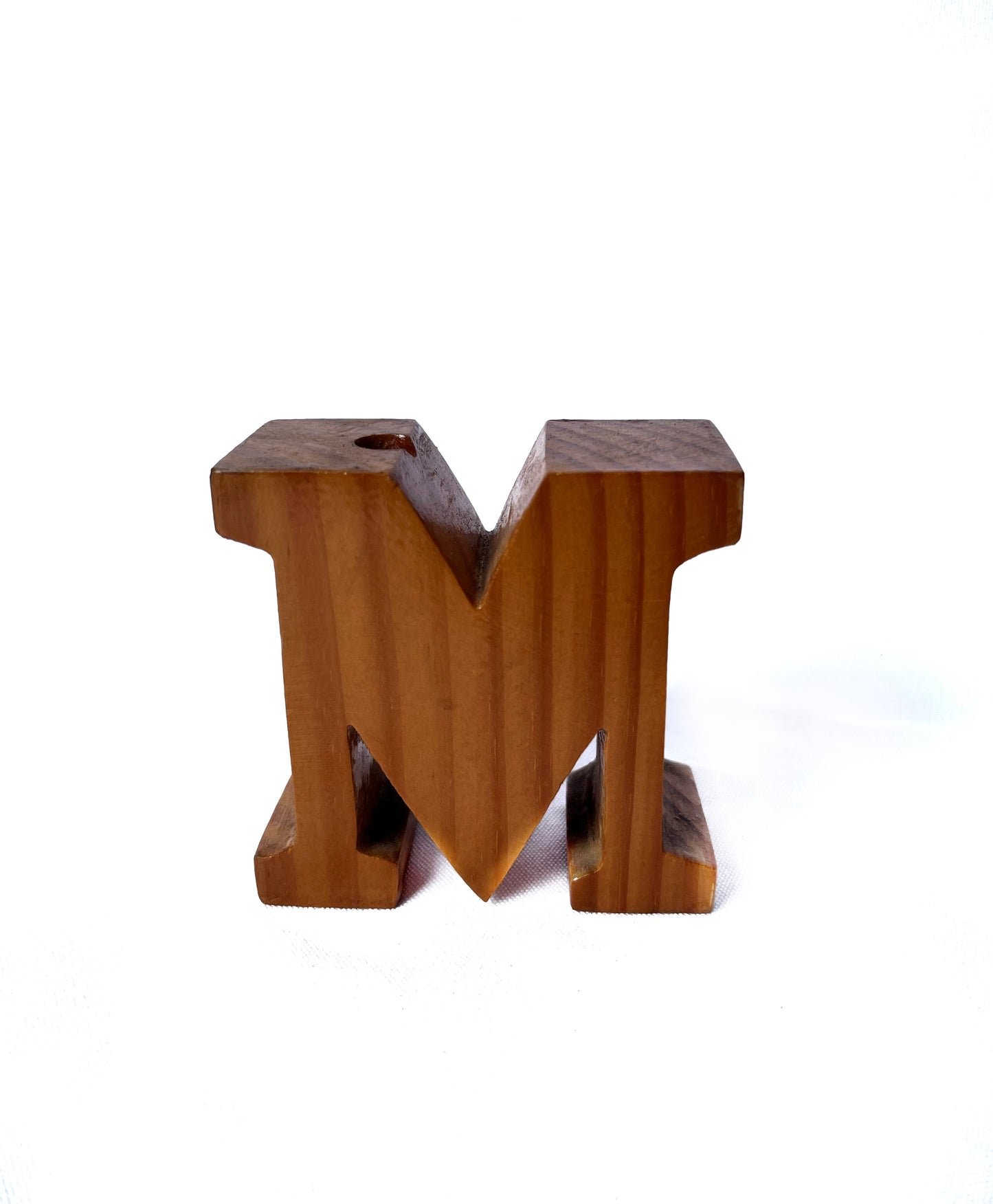 Llaveros de letras de madera