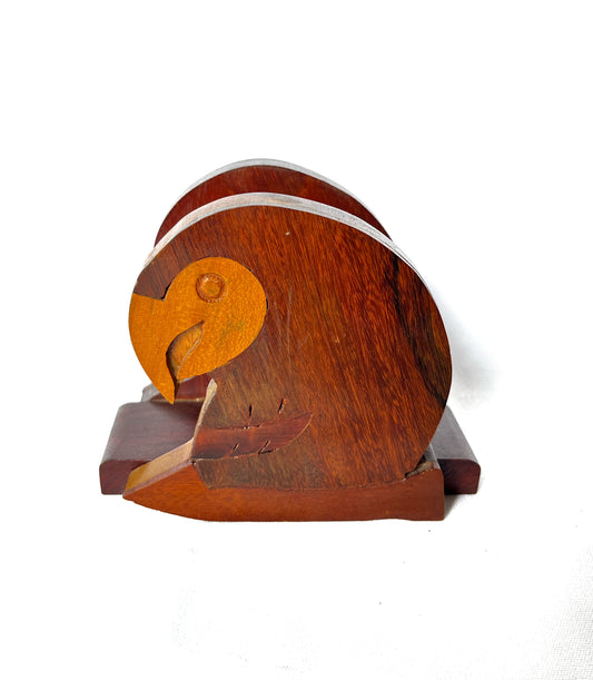 Servilletero de madera con forma de loros