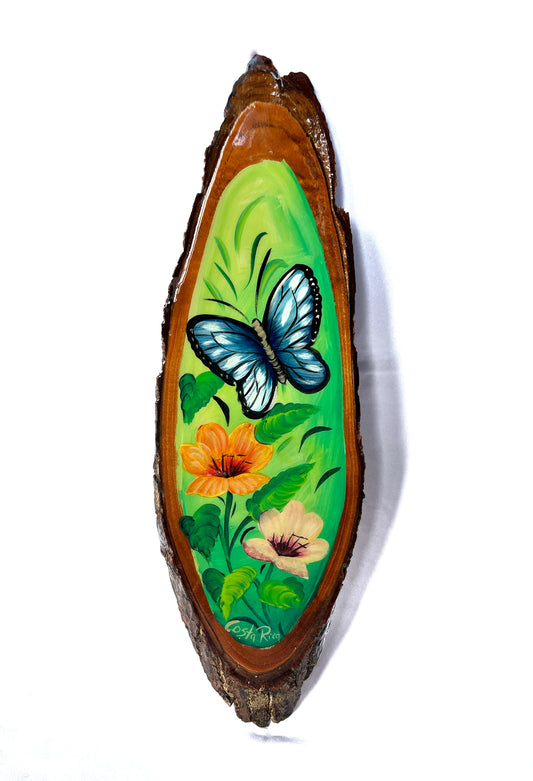 Chuleta de mariposa y flores pintado