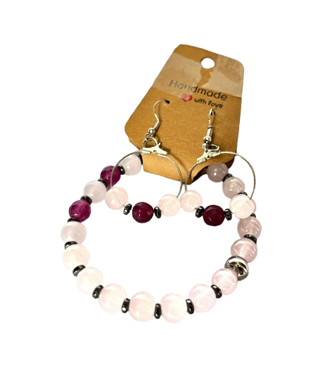 Set de pulsera y aretes blanco con piedras moradas